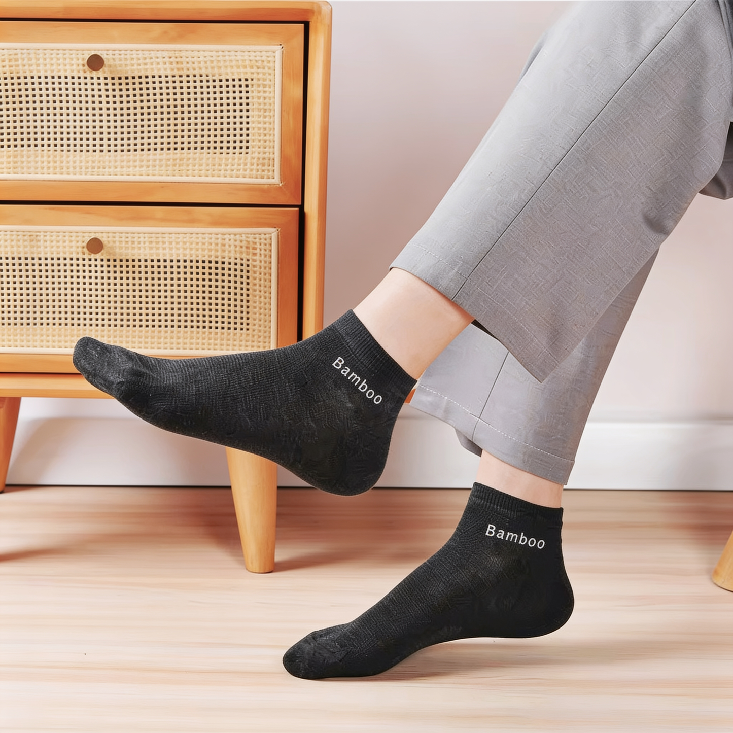 ZENTIVER™ Men's Bamboo Fiber Anti-Bacterial Socks